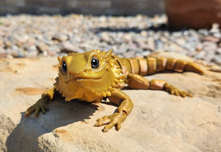 3D-Printed Colorful Bearded Dragon Collectible – A Fun and Lifelike Design